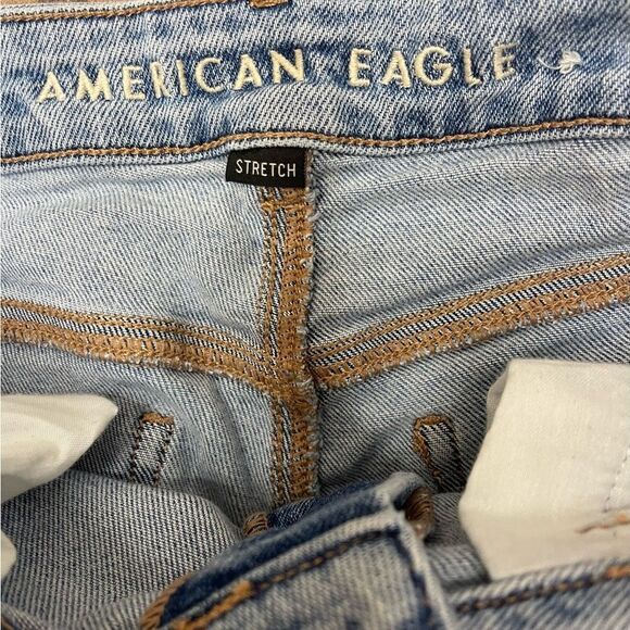 American Eagle Women's Mom Jeans Distressed Jeans Size 0 Stretch Casual - Picture 9 of 9